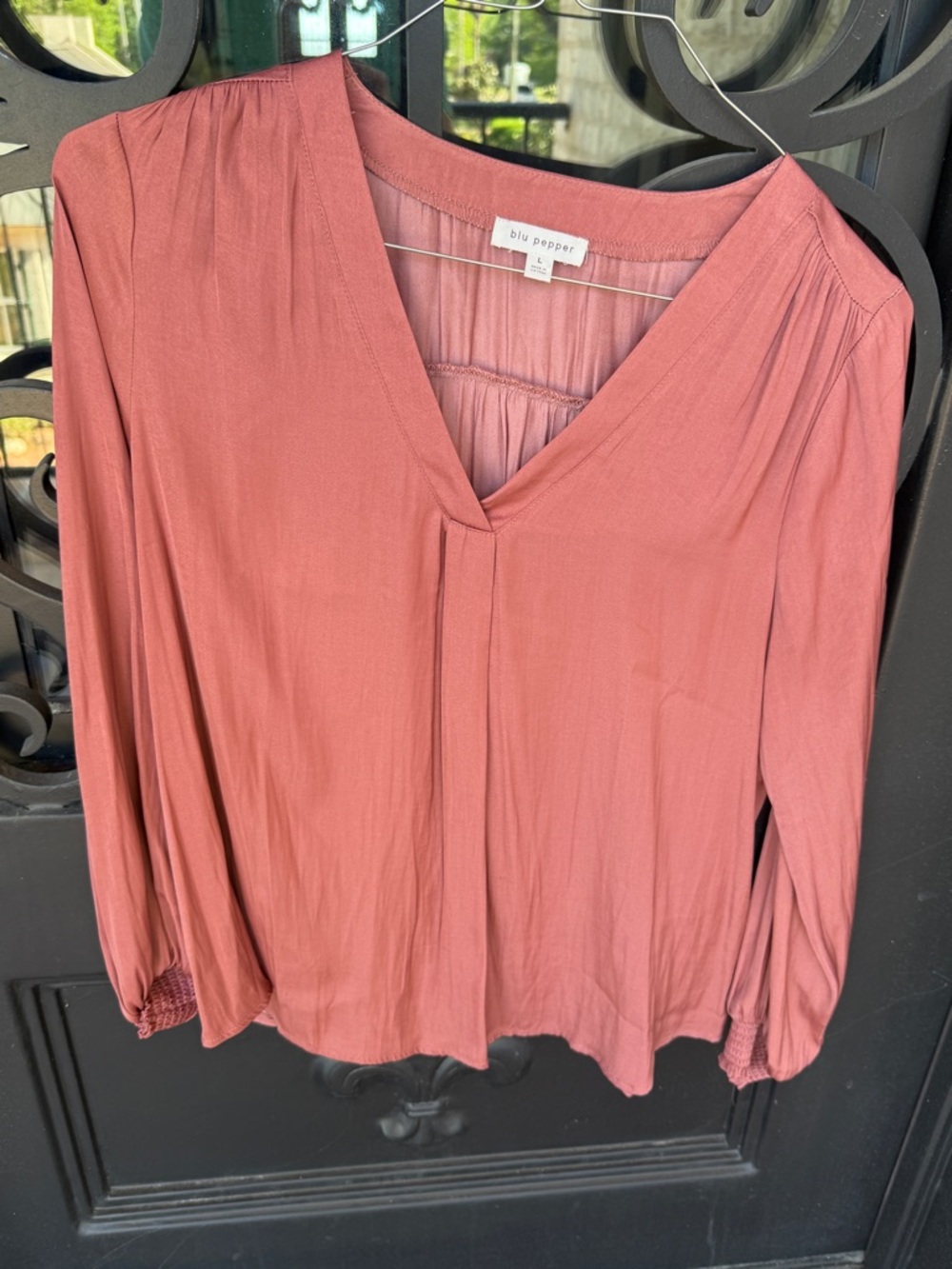Blu Pepper V-Neck Long Sleeve Blouse in Dusty Rose